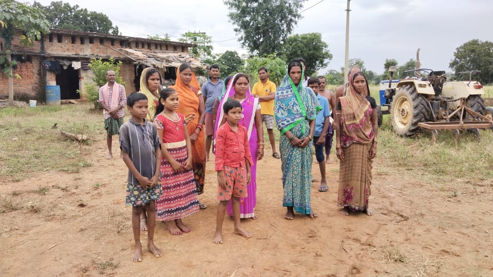 नवीन जिला सारंगढ़ बिलाईगढ़ बरमकेला ब्लॉक के  बोईरडिहा पारा के ग्रामीण, विकास के लिए अभी तक तरस रहे