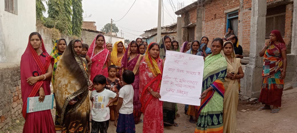 बिलाईगढ़ के ग्राम मुड़पार में बिहान समूह के महिलाओं द्वारा नशा मुक्ति, बाल विवाह बंद करो का अभियान चलाया गया