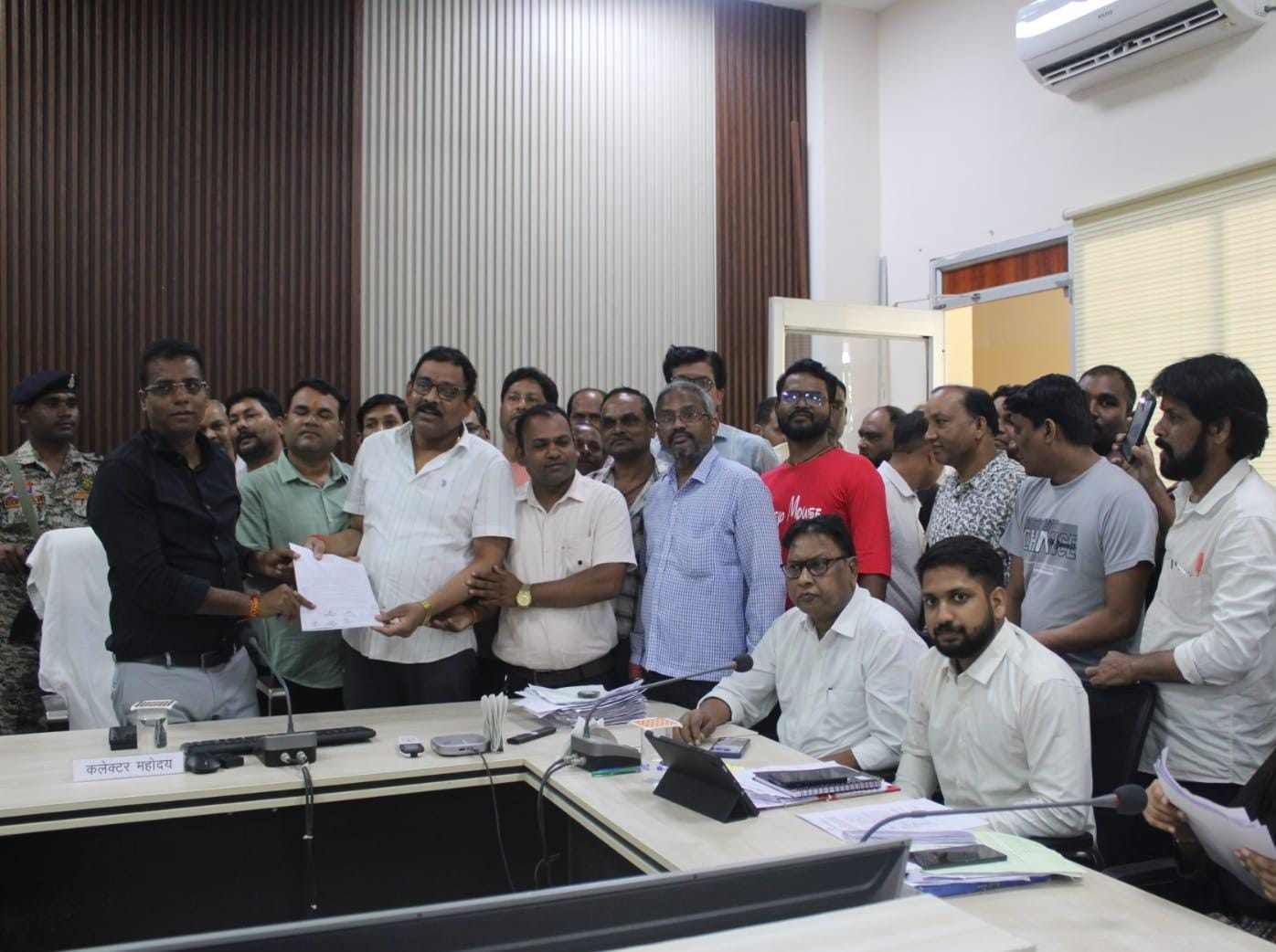 कलेक्टर जनदर्शन में पीएम आवास, राशन कार्ड, शौचालय के लिए ज्यादा आवेदन मिले – Samachar Meri Pehchan